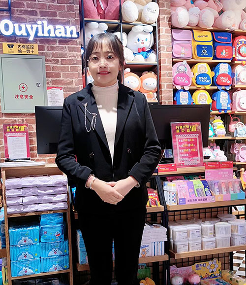 兰州加盟商—温姗姗